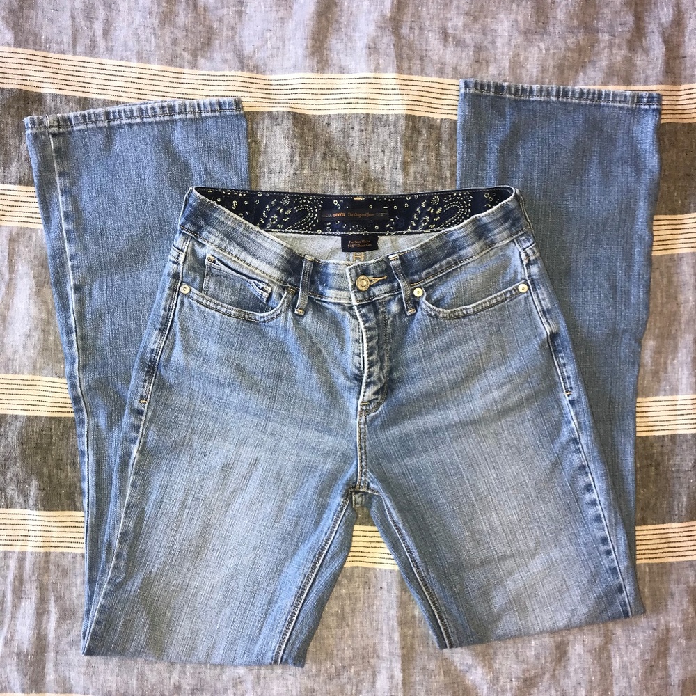 Vintage Levi's Denim Perfect Waist Light Wash Jean